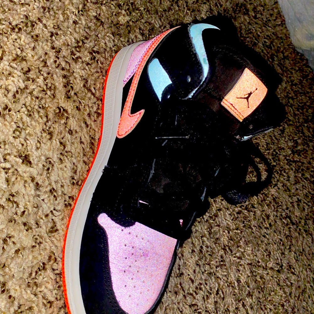 Mitch match metallic Nike airs